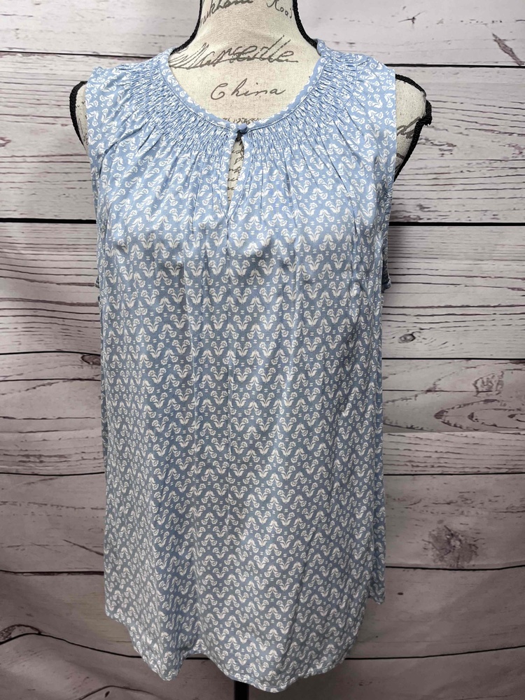 NWT Croft & Barrow Blue White Floral Blouse Sleeveless Medium Rayon